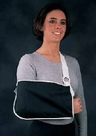 Bird & Cronin Arm Sling Hook and Loop Closure Medium – 8140063