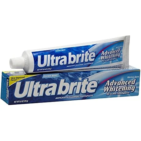Pasta de dientes blanqueador avanzado de Ultra Brite Clean Mint 6 oz